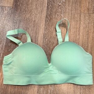 Elegant Mint Green Women's Bra